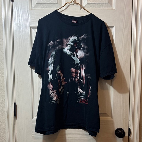 Marvel Other - Marvel mad engine Black Captain America T-Shirt